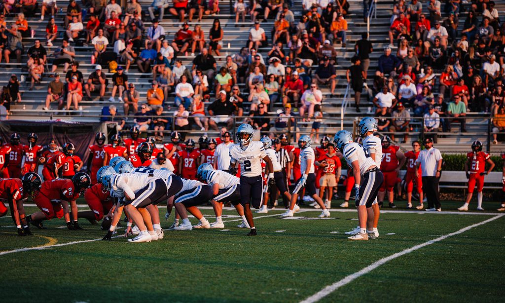 Both lines set at the line of scrimmage